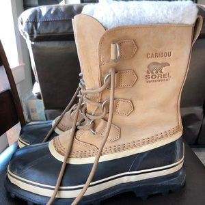 Size 8, Women’s Sorel Caribou Boots
